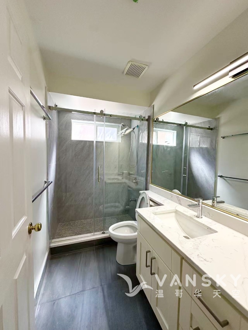 250609163711_bath room.jpg